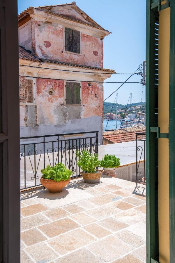 Marilu'S, Paxos Port House Apartment Gaios Ngoại thất bức ảnh