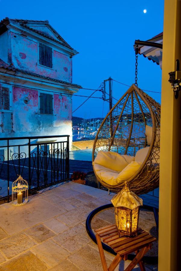 Marilu'S, Paxos Port House Apartment Gaios Ngoại thất bức ảnh