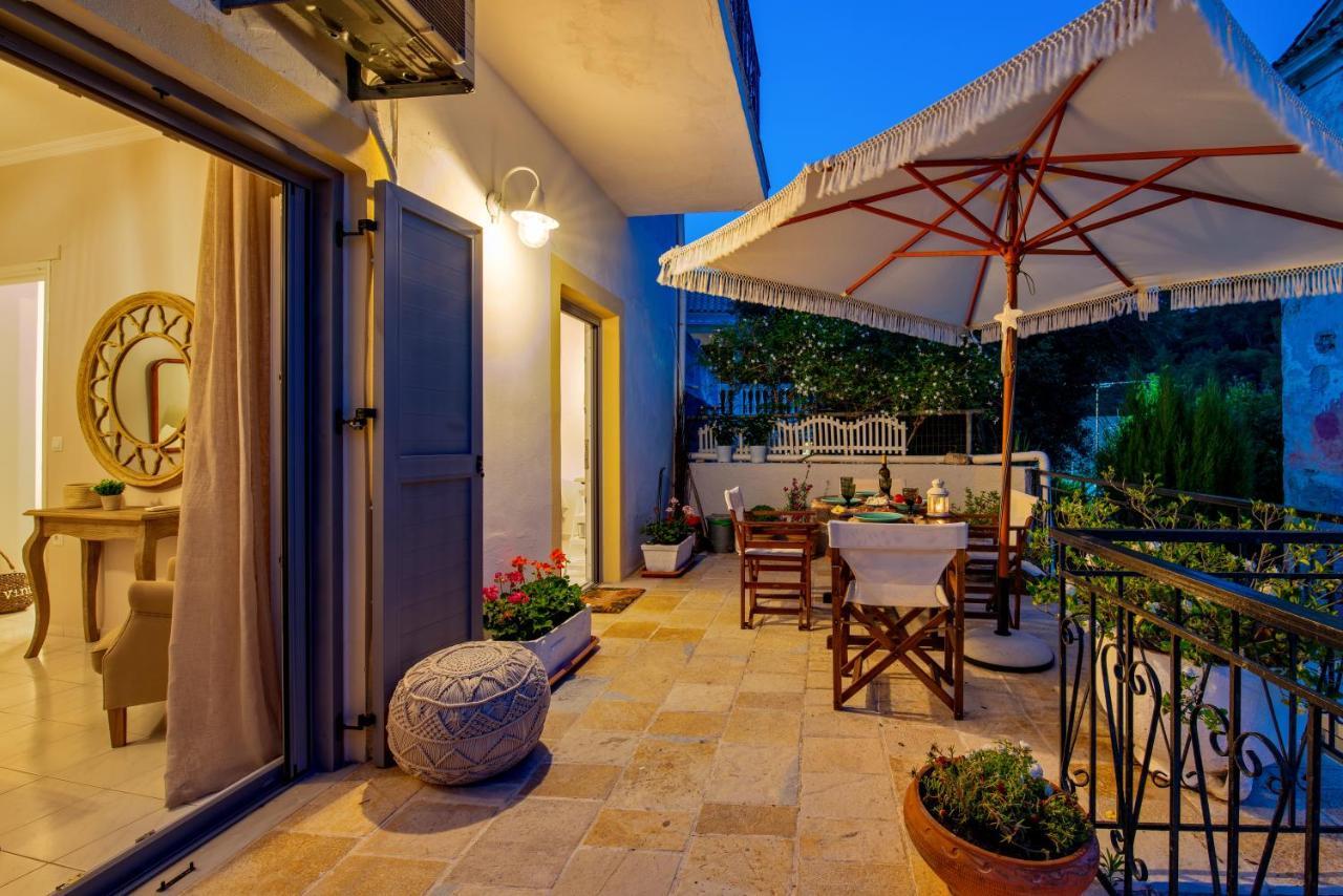 Marilu'S, Paxos Port House Apartment Gaios Ngoại thất bức ảnh