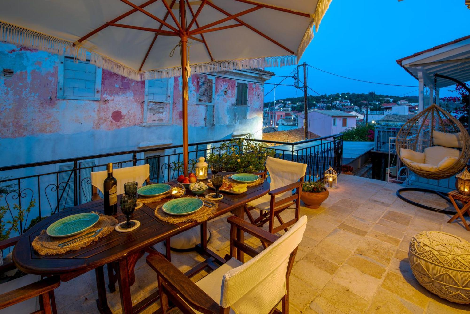 Marilu'S, Paxos Port House Apartment Gaios Ngoại thất bức ảnh